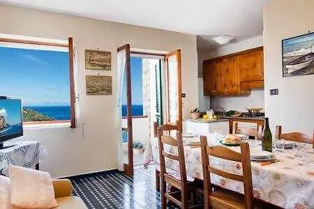 Gocce - Casa Maradona * Nerano